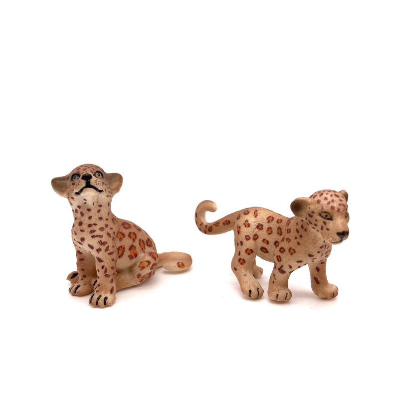 Baby Products Pictures - مجموعة من قطعتين: نموذج حيوان واقعي،