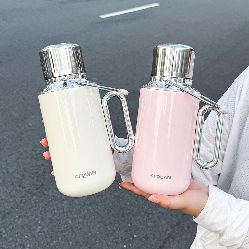 زجاجة ماء معزولة من الفولاذ ال - مراجعة Portable Bottle Warmer وسعره